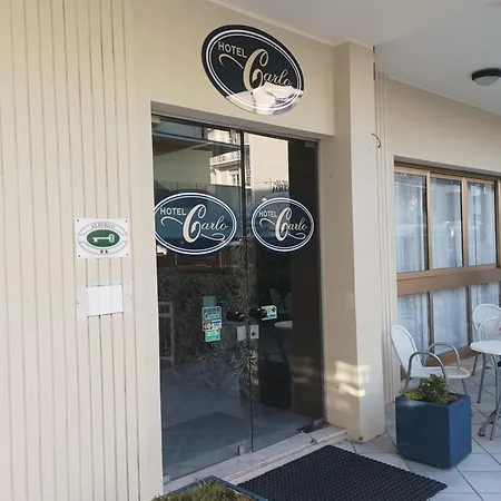 Carlo Hotel